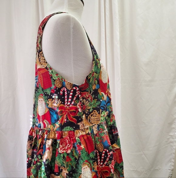 Amazing and Colorful Christmas Dress! - Picture 2 of 14